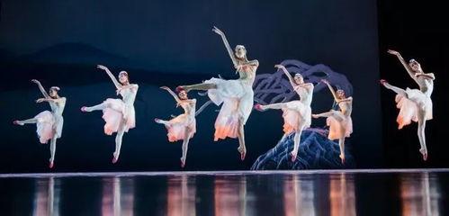 成人踏青古典舞视频